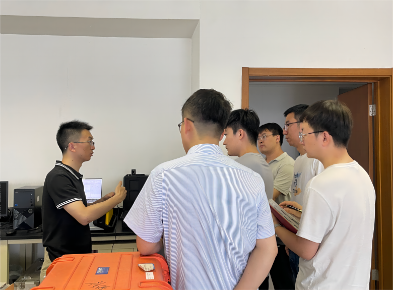 网站传2.png